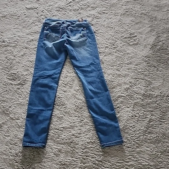 Junior's Wallflower  Skinny Jeans Size 3 EUC - Picture 3 of 5